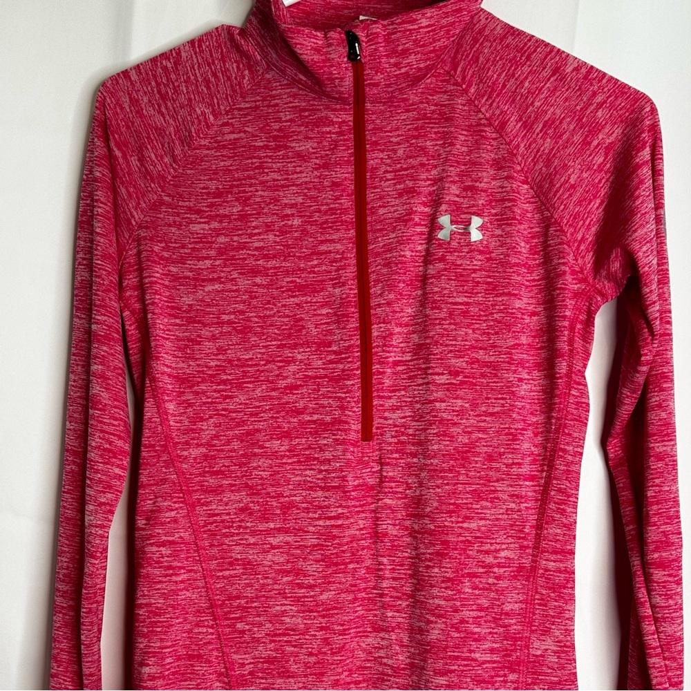 Under Armour heatgear 1/2 zip pink and white xsmall
